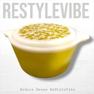 PYREX VINTAGE Size 1 Quart Milk Glass Dish And Lid Set Retro Milk Glass 1970s